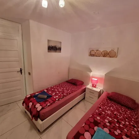 Duplex Vistamar, Sea-view, Heated Pool In Parque Santiago 2, Wifi Playa de las Americas (Tenerife)